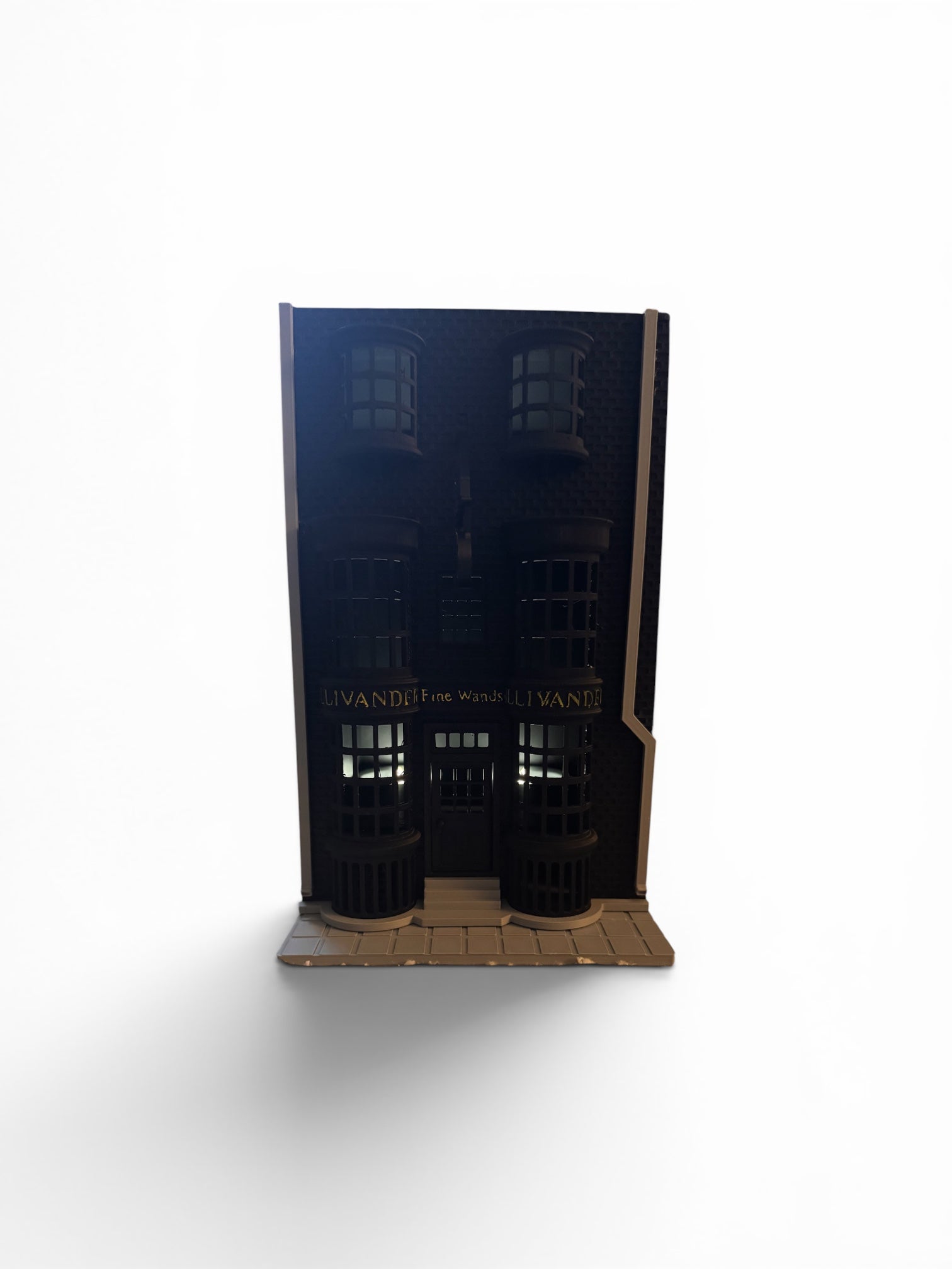 3D printed themed bookshelf decoration