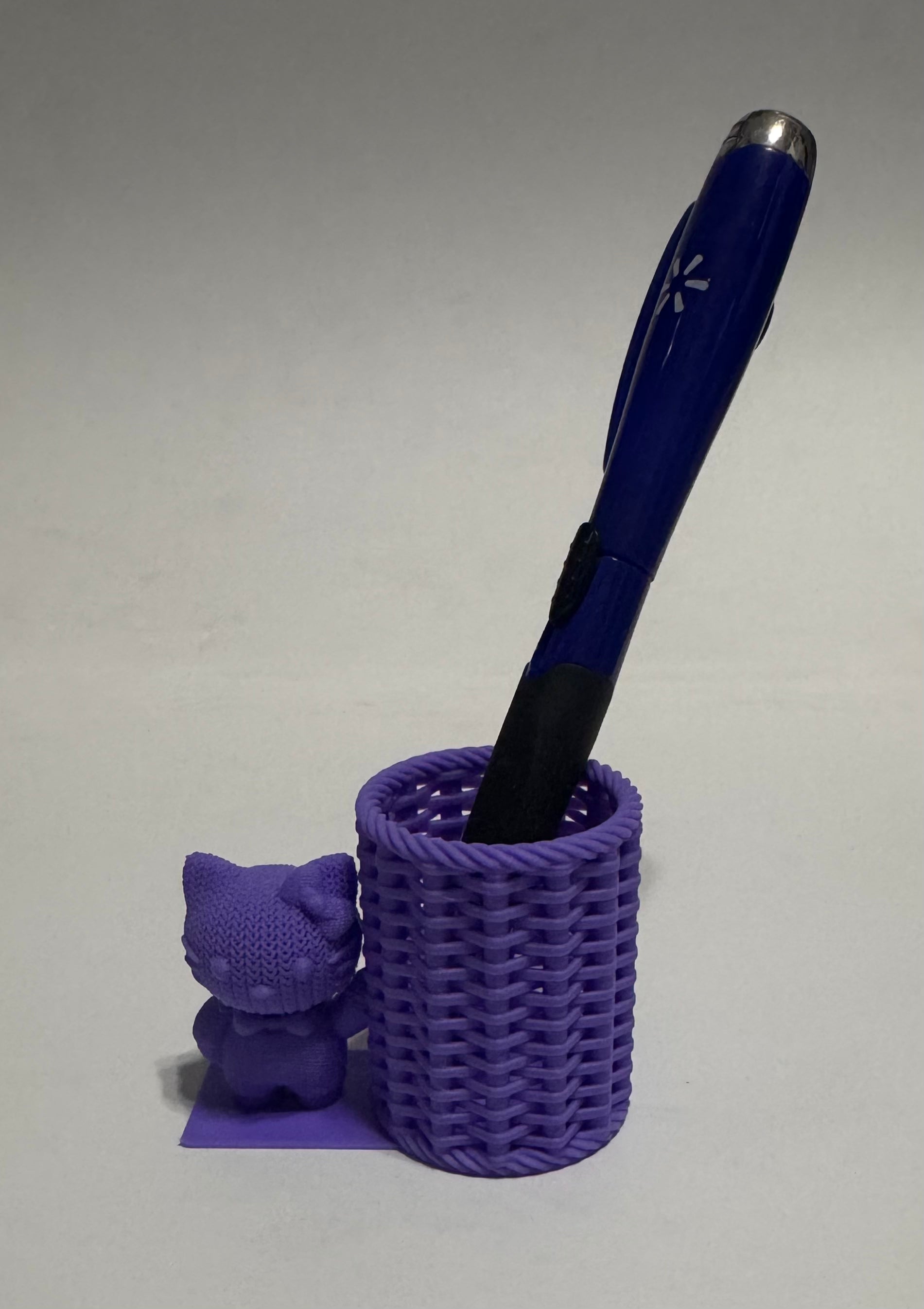 Pen holder