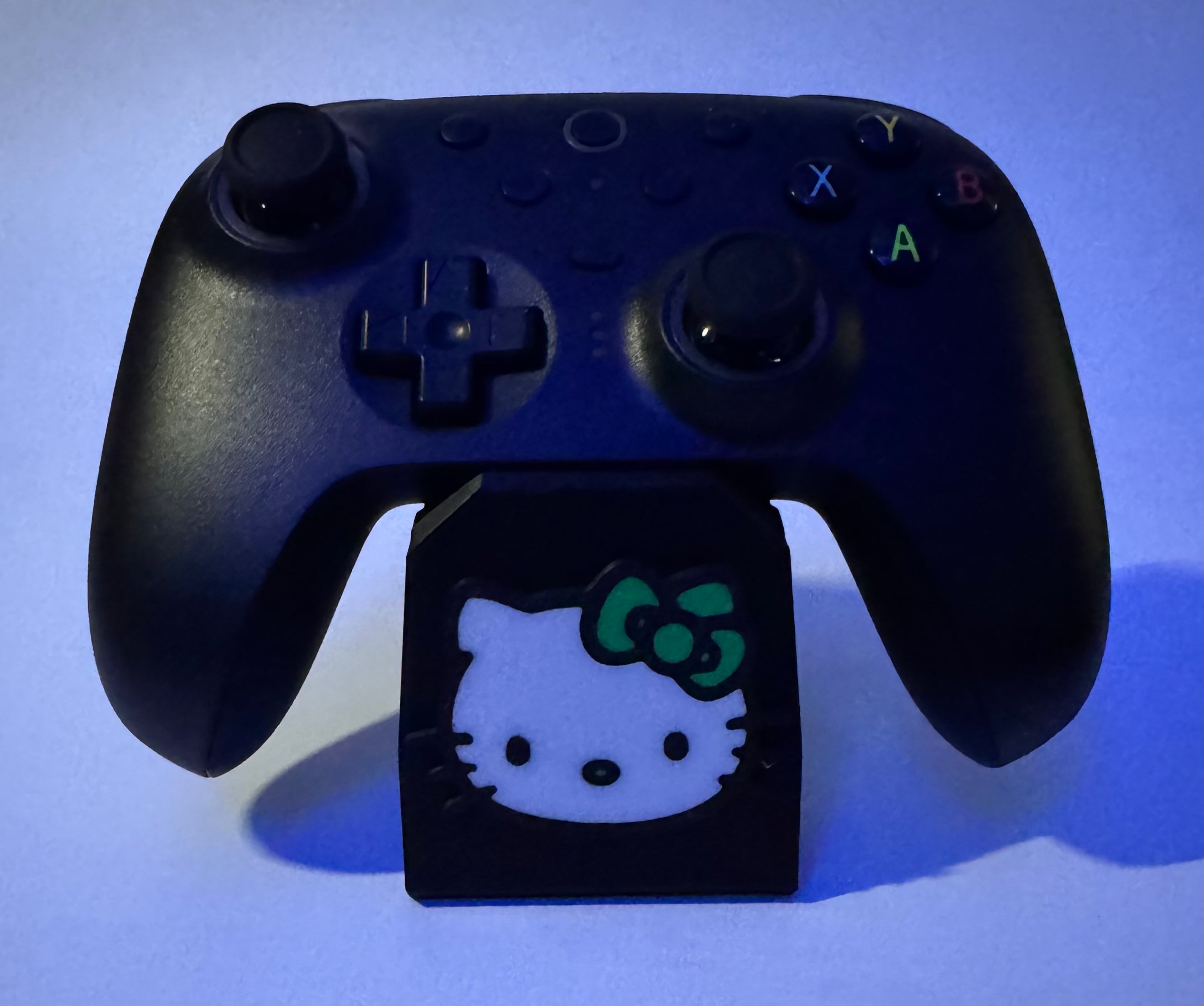 Universal Gaming controller holder