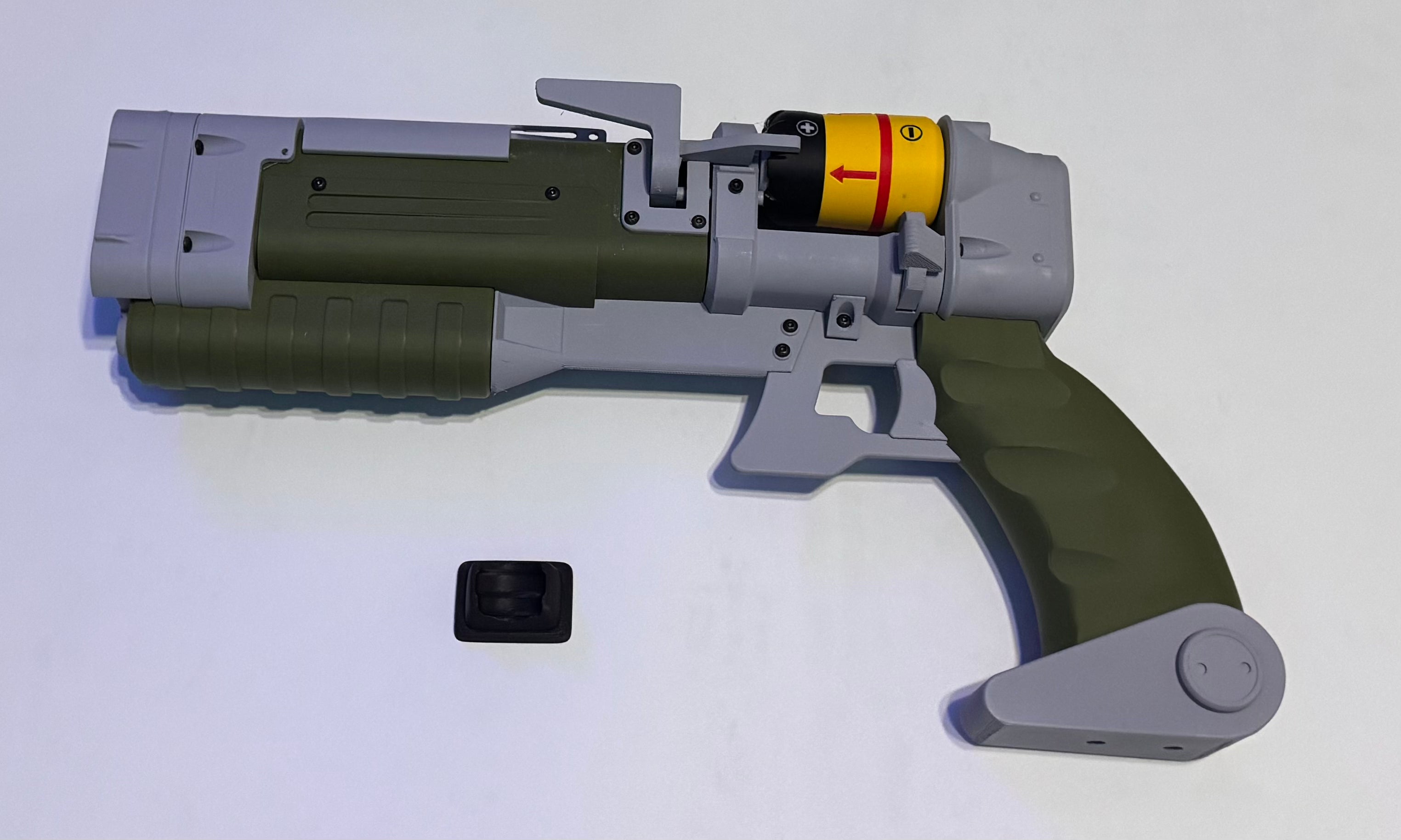 Fallout laser pistol replica